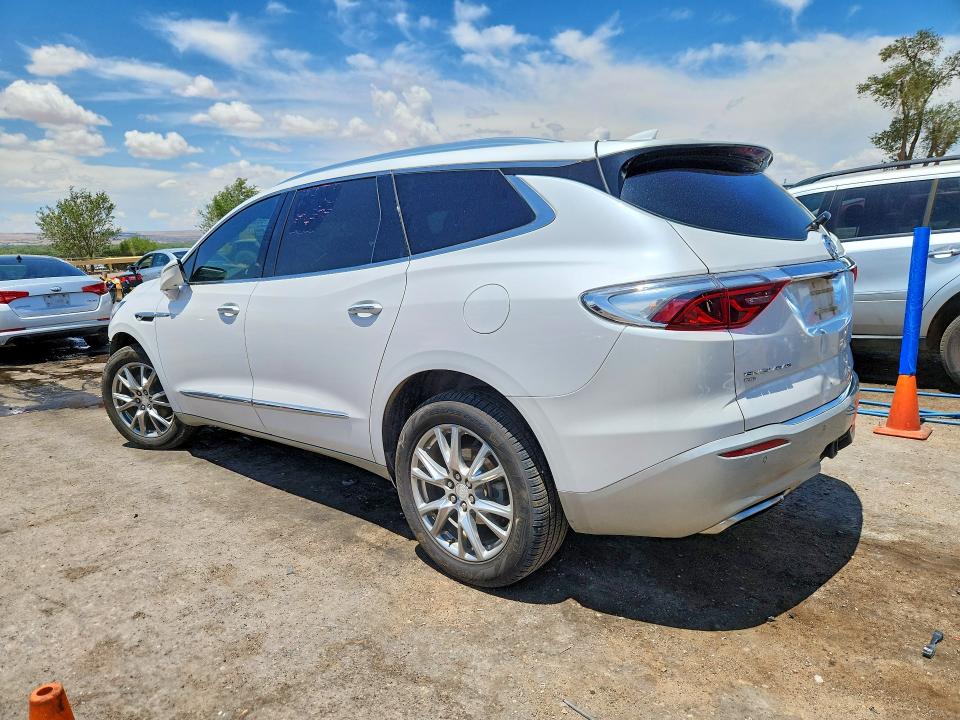 Photo 2 from auction – 2022 BUICK ENCLAVE with VIN 5GAEVBKW9NJ148560
