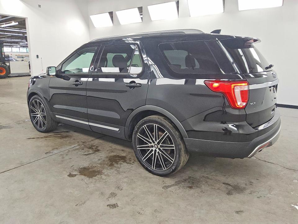 Photo 2 from auction – 2017 FORD EXPLORER with VIN 1FM5K7DH1HGE20678