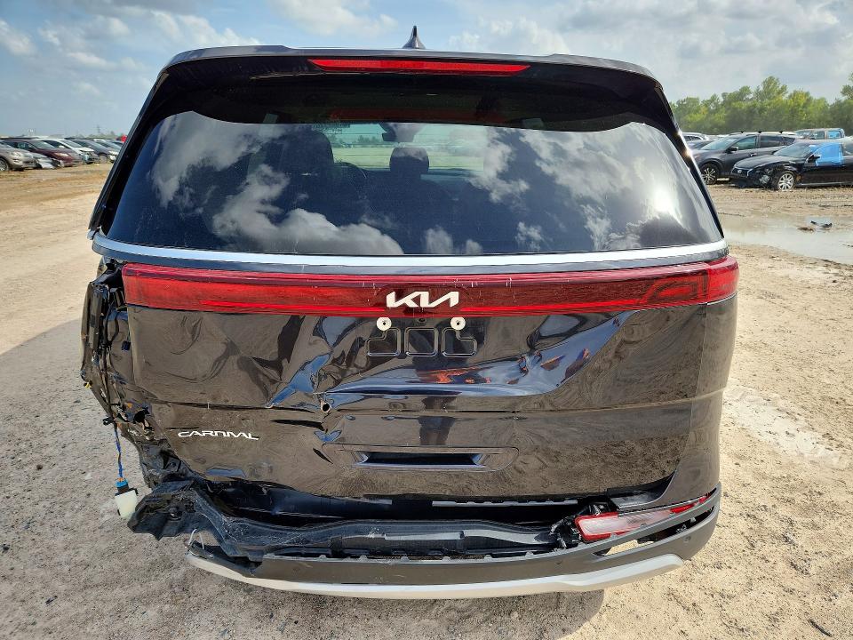 Photo 6 from auction – 2024 KIA CARNIVAL with VIN KNDNB4H30R6433902