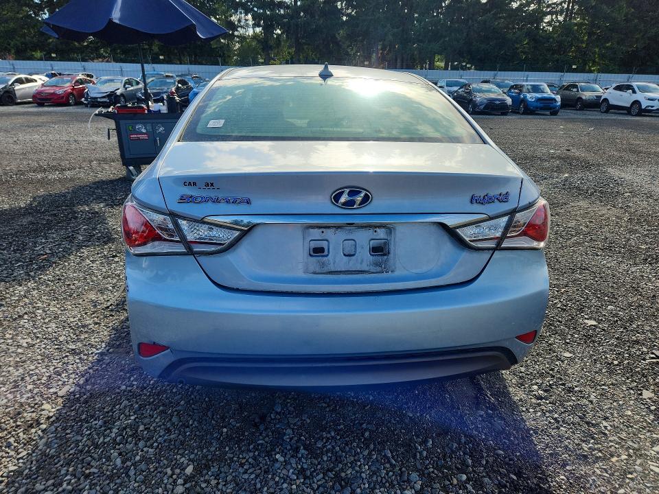 Photo 6 from auction – 2014 HYUNDAI SONATA with VIN KMHEC4A40EA115104