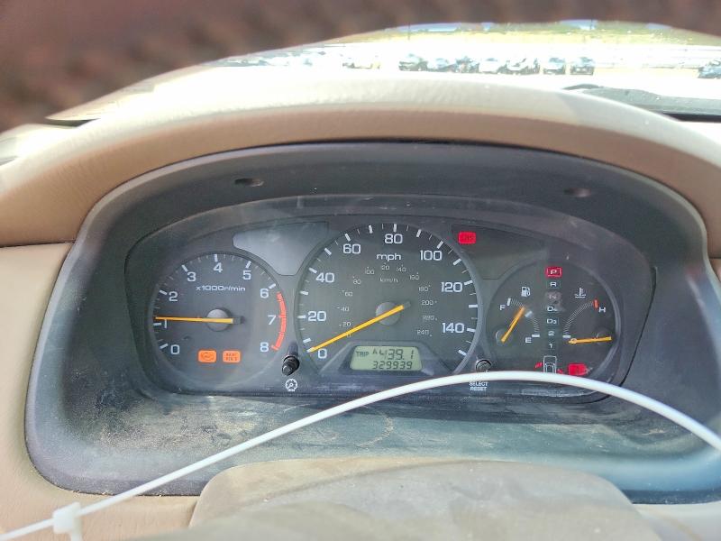 Photo 9 from auction – 2000 HONDA ACCORD with VIN 1HGCG1650YA066024