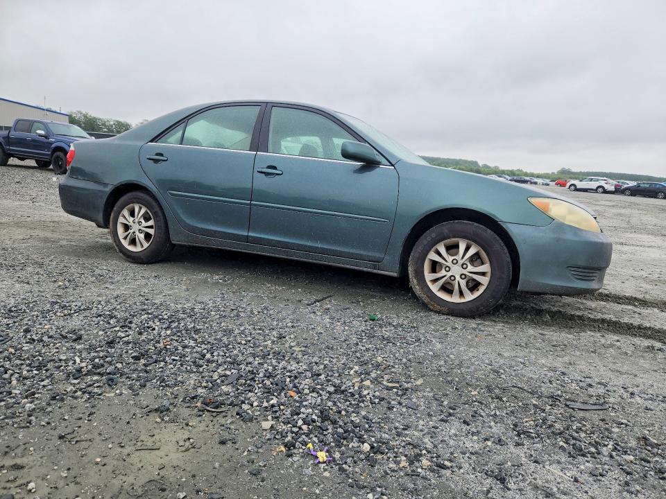 Photo 4 from auction – 2005 TOYOTA CAMRY with VIN 4T1BF30K25U088149
