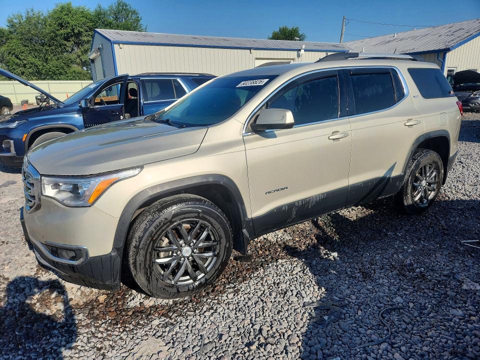 GMC ACADIA 2017 with VIN 1GKKNMLS6HZ126339 - Photo from auction