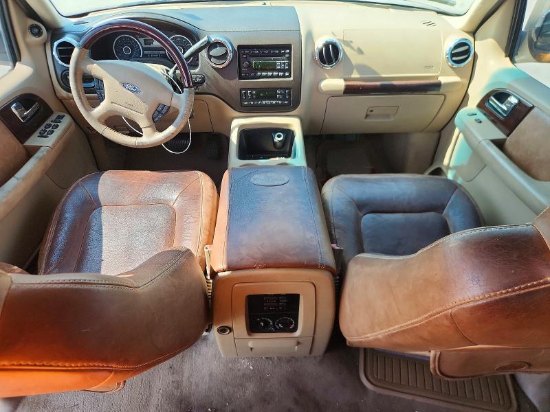 Photo 8 from auction – 2005 FORD EXPEDITION with VIN 1FMFU17545LA98005