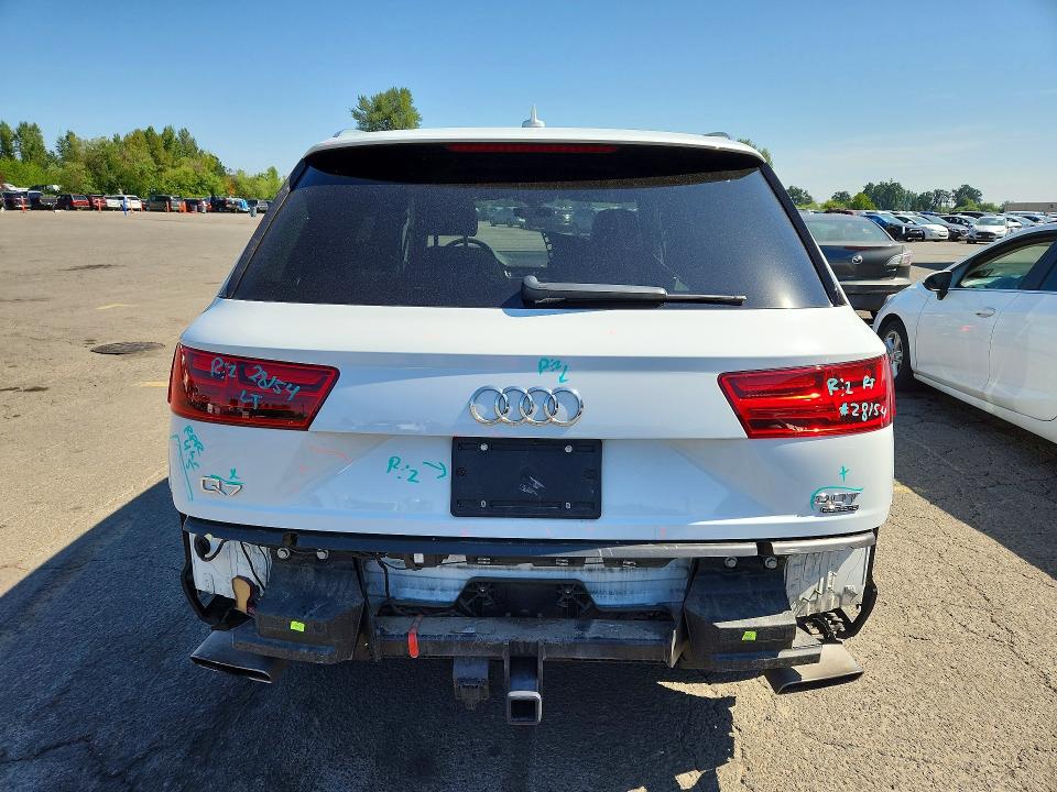 Photo 6 from auction – 2018 AUDI Q7 with VIN WA1LAAF79JD031093