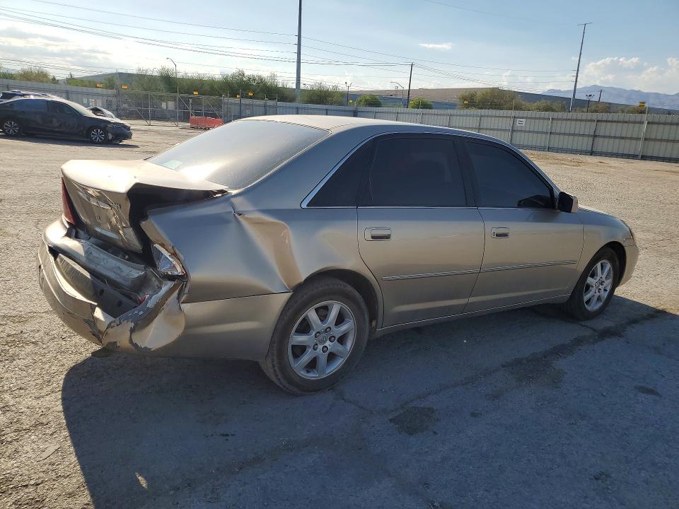 Photo 3 from auction – 2001 TOYOTA AVALON with VIN 4T1BF28BX1U170610