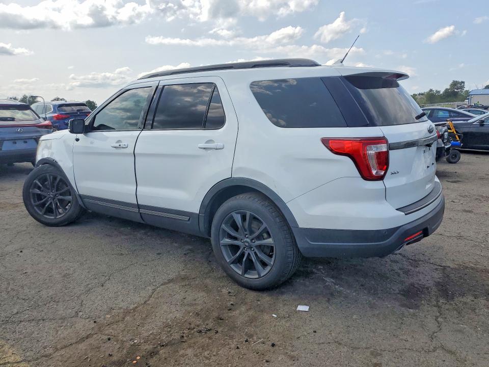 Photo 2 from auction – 2018 FORD EXPLORER with VIN 1FM5K7D84JGC40794