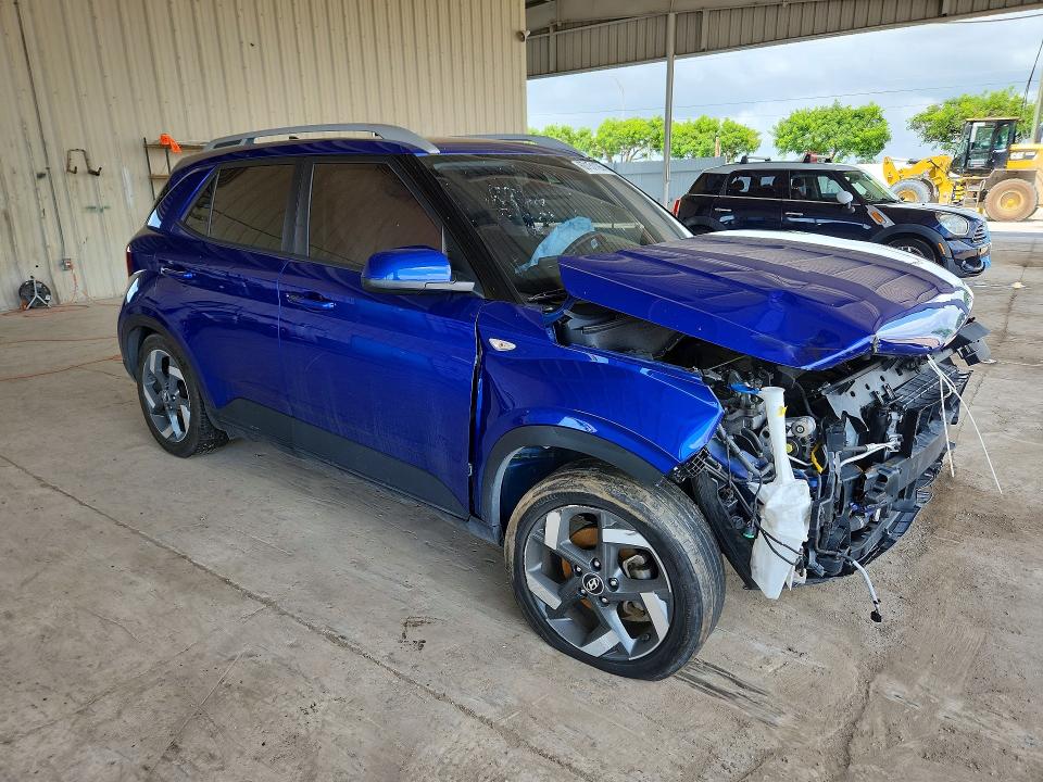 Photo 4 from auction – 2022 HYUNDAI VENUE with VIN KMHRC8A3XNU203768