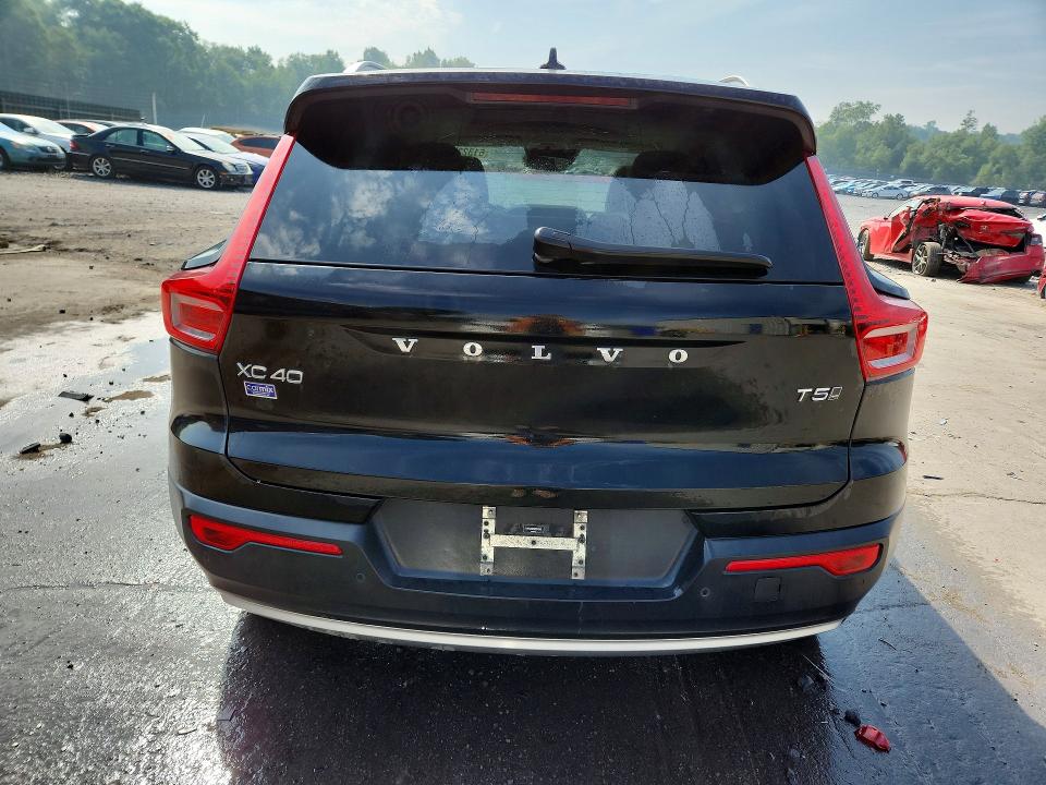 Photo 6 from auction – 2019 VOLVO XC40 with VIN YV4162UK0K2074940