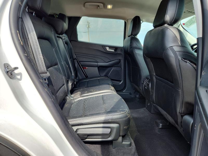 Photo 11 from auction – 2022 FORD ESCAPE with VIN 1FMCU0H66NUA41674