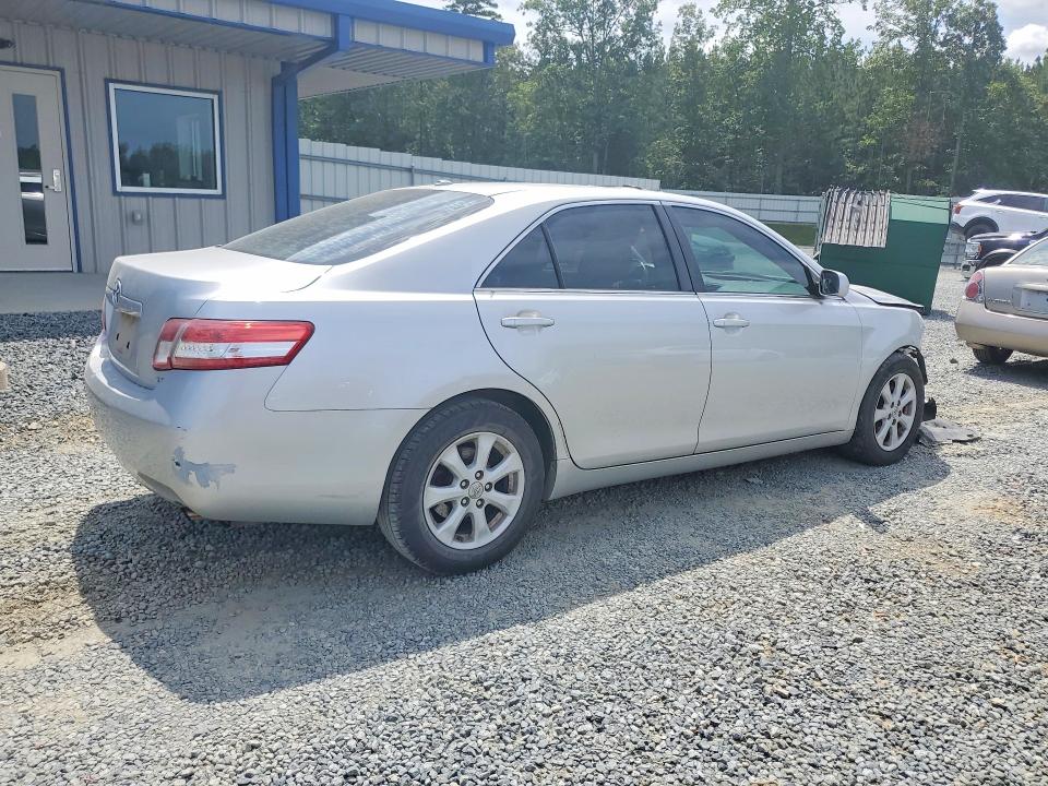Photo 3 from auction – 2010 TOYOTA CAMRY with VIN 4T1BF3EK2AU525733