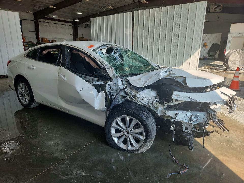 Photo 4 from auction – 2024 CHEVROLET MALIBU with VIN 1G1ZD5ST5RF151550