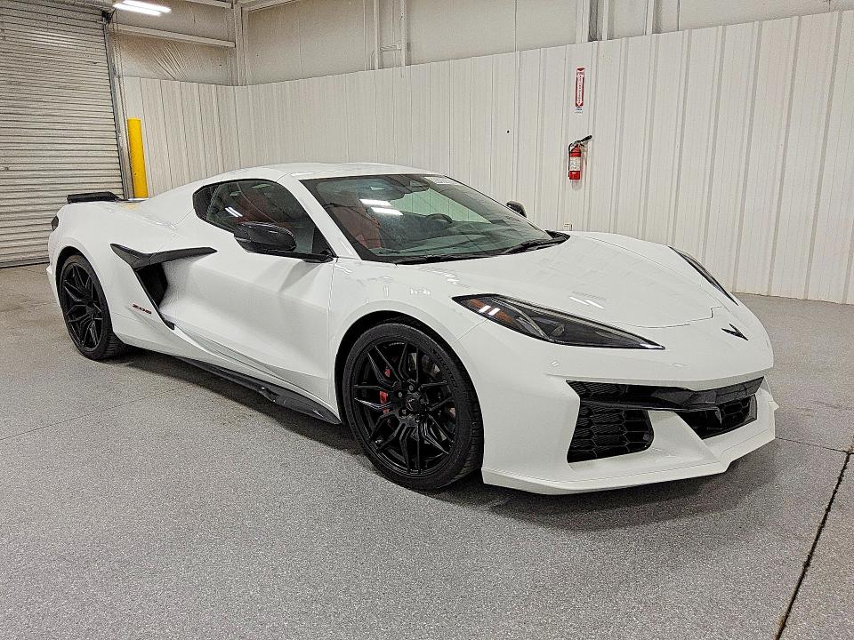 Photo 4 from auction – 2025 CHEVROLET CORVETTE with VIN 1G1YD2D33S5606558