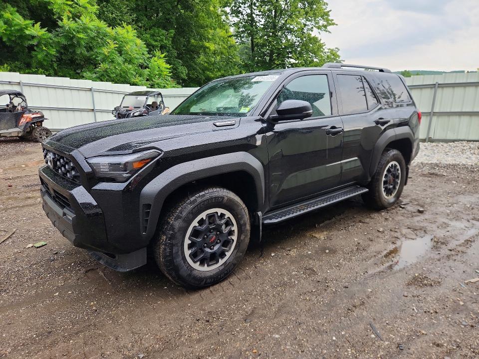 TOYOTA 4RUNNER 2026 with VIN JTEVB5BR4T5042313 - Photo from auction