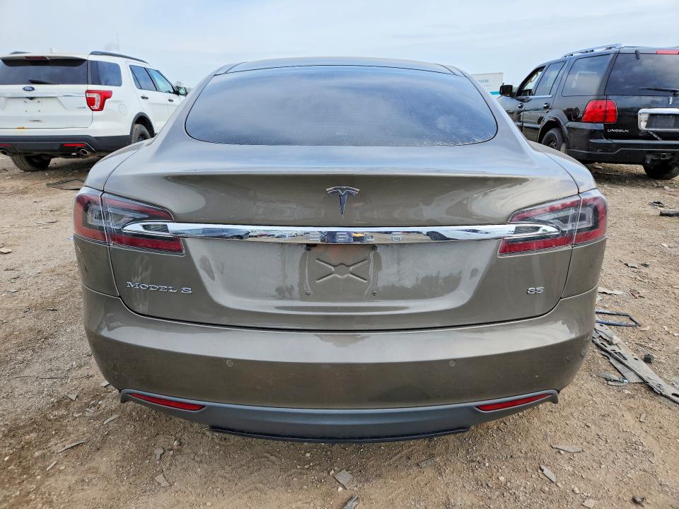 Photo 6 from auction – 2015 TESLA MODEL S with VIN 5YJSA1E26FF110826
