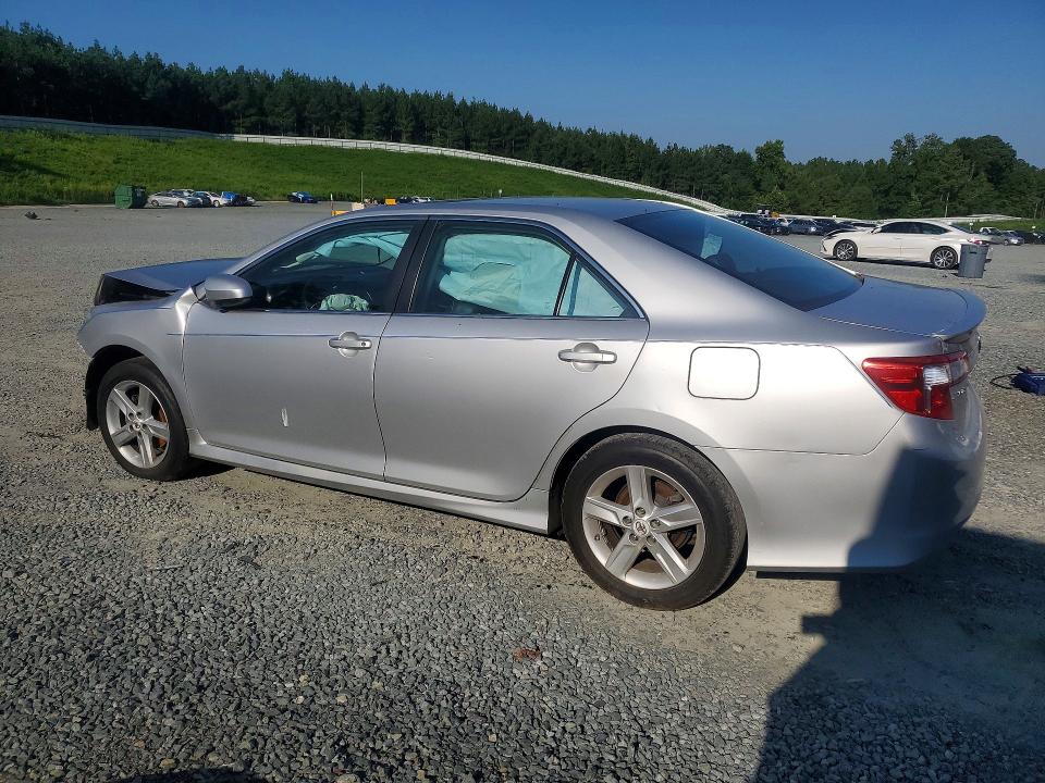 Photo 2 from auction – 2013 TOYOTA CAMRY with VIN 4T1BF1FK0DU640175