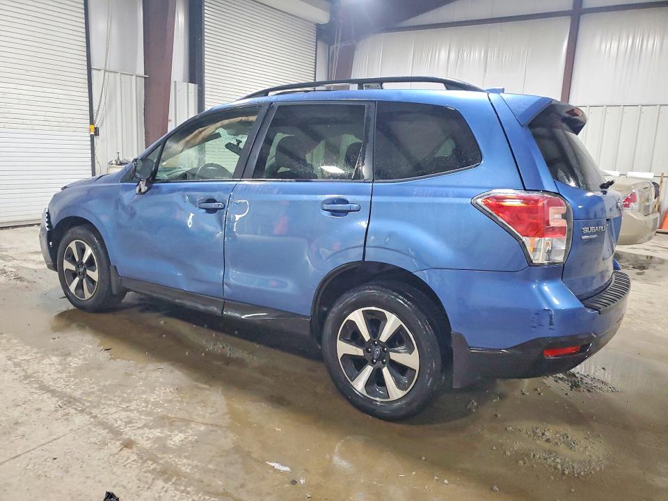 Photo 2 from auction – 2017 SUBARU FORESTER with VIN JF2SJAGC2HH490032