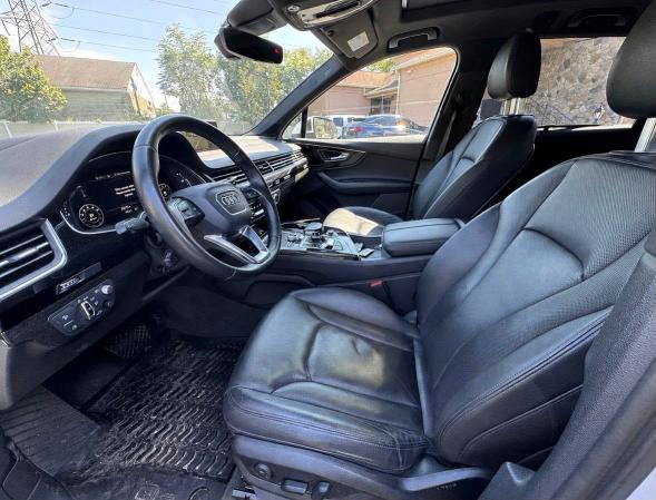 Photo 10 from auction – 2018 AUDI Q7 with VIN WA1VAAF77JD018948