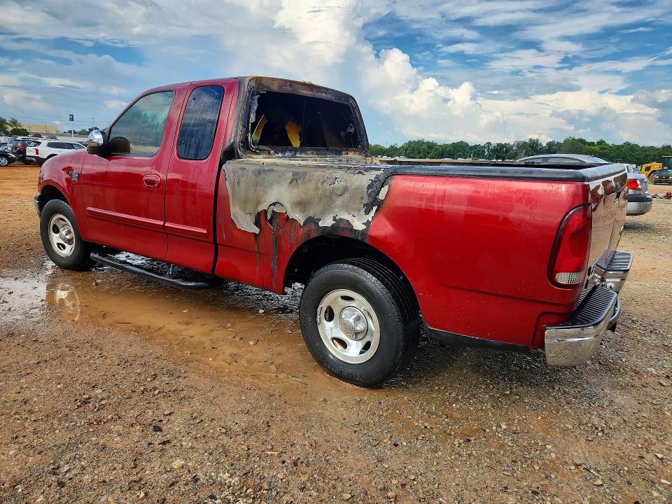 Photo 2 from auction – 2000 FORD F150 with VIN 1FTRX17W7YNB32058