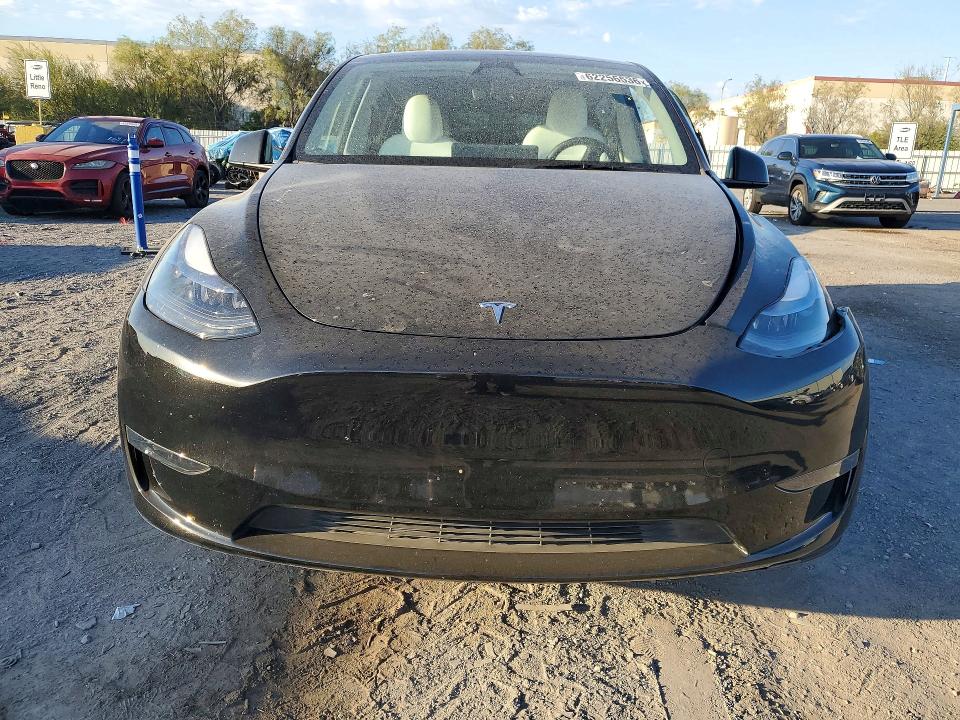 Zdjęcie 5 z aukcji – 2024 TESLA MODEL Y z VIN 7SAYGDEE1RA219171