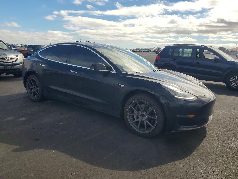 Photo 4 from auction – 2019 TESLA MODEL 3 with VIN 5YJ3E1EA9KF398416