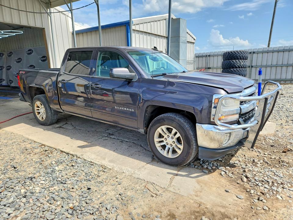 Photo 4 from auction – 2016 CHEVROLET SILVERADO with VIN 3GCUKREC5GG237799