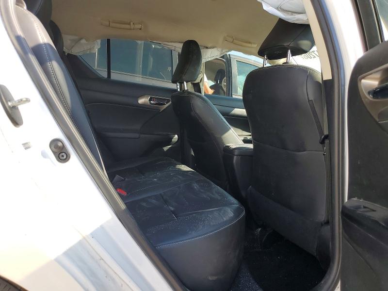 Photo 10 from auction – 2014 LEXUS CT with VIN JTHKD5BH8E2182098