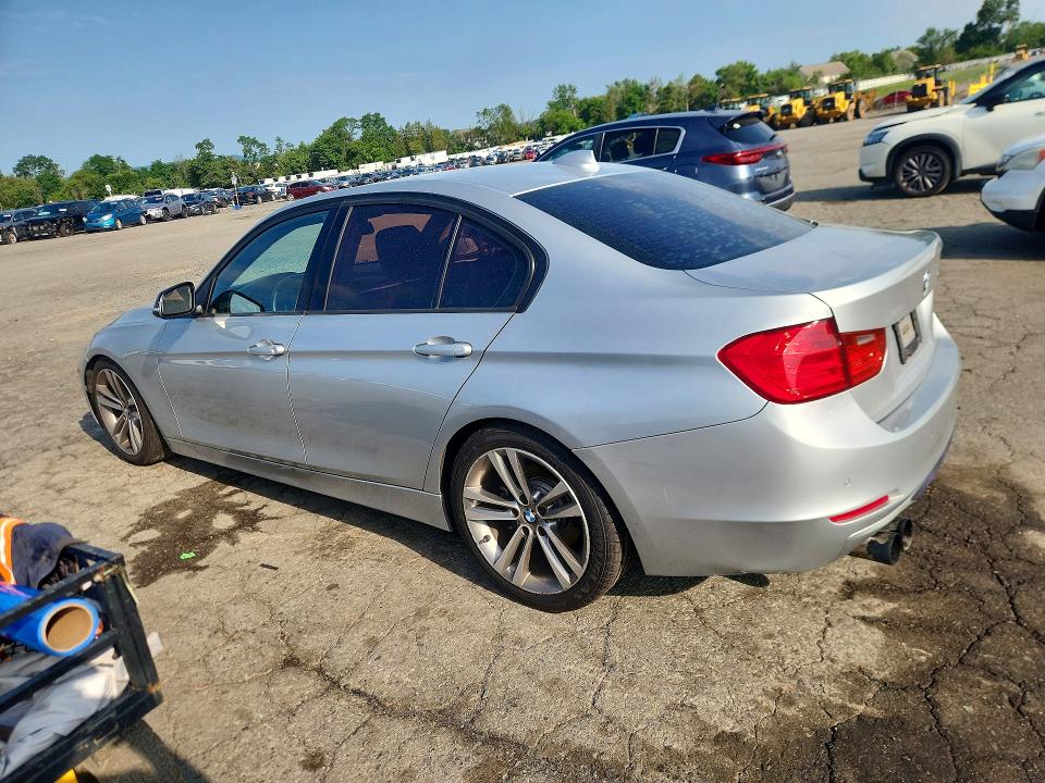 Photo 2 from auction – 2014 BMW 328 with VIN WBA3B5G51ENS06604