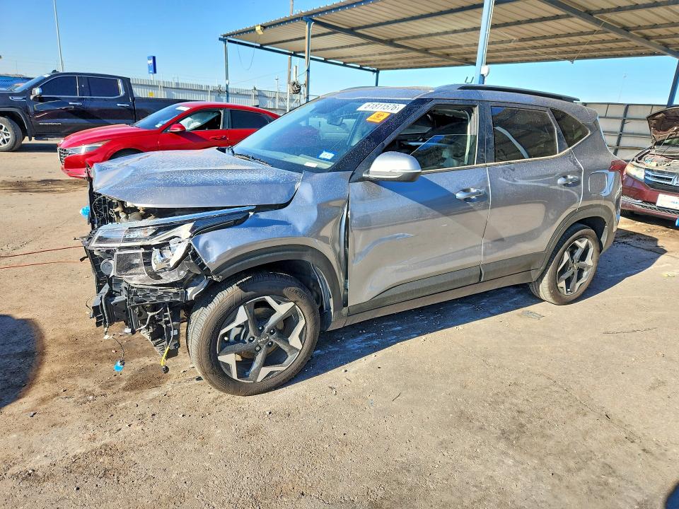 KIA SELTOS 2025 с VIN KNDEU2AA2S7823956 - Фото с аукциона