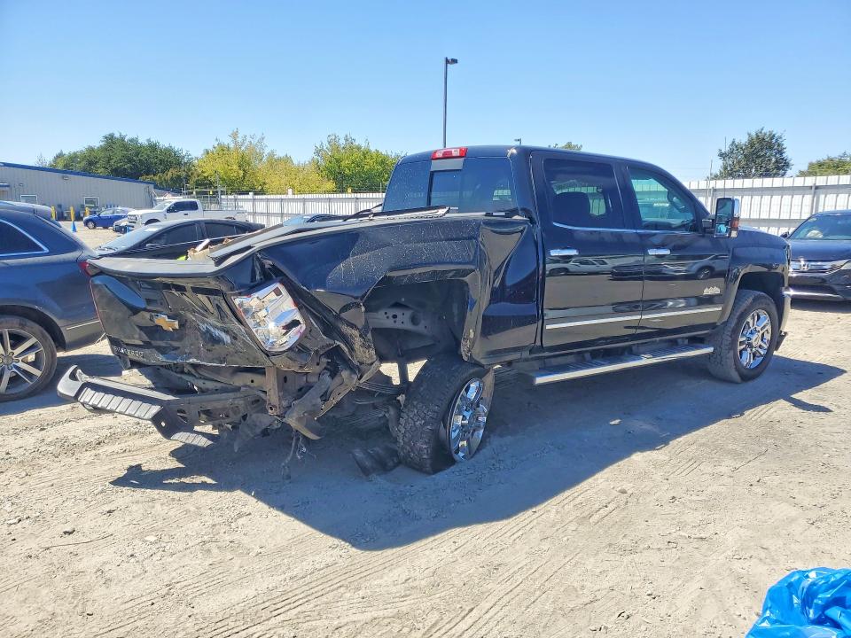 Photo 3 from auction – 2016 CHEVROLET SILVERADO with VIN 1GC1KXE80GF199371