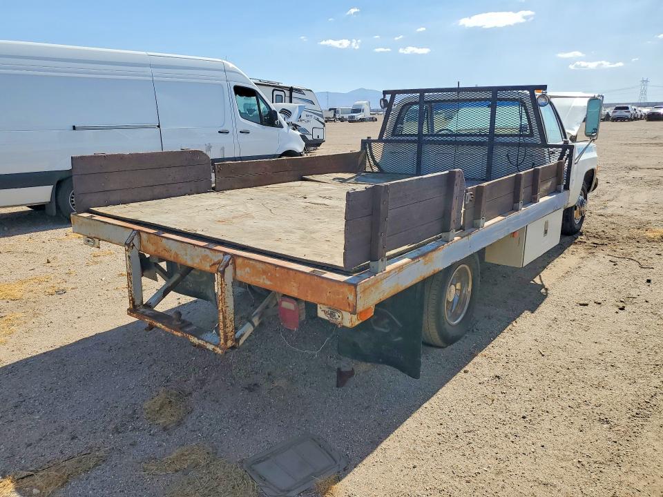 Photo 3 from auction – 1980 CHEVROLET C 30 with VIN CCM33AJ118229