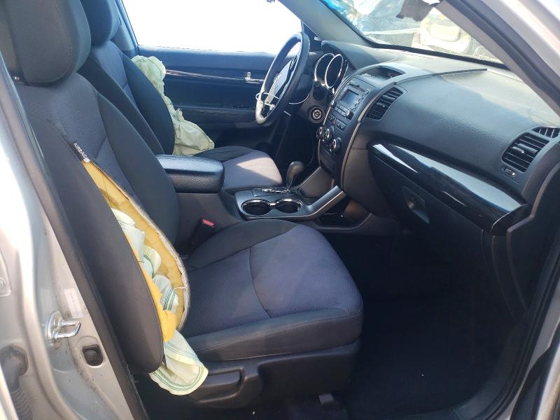 Photo 7 from auction – 2013 KIA SORENTO with VIN 5XYKT3A17DG314303