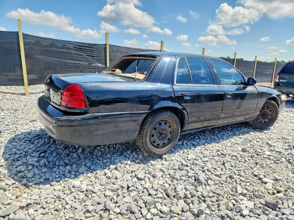 Photo 3 from auction – 2003 FORD CROWN VICTORIA with VIN 2FAHP71W93X198616