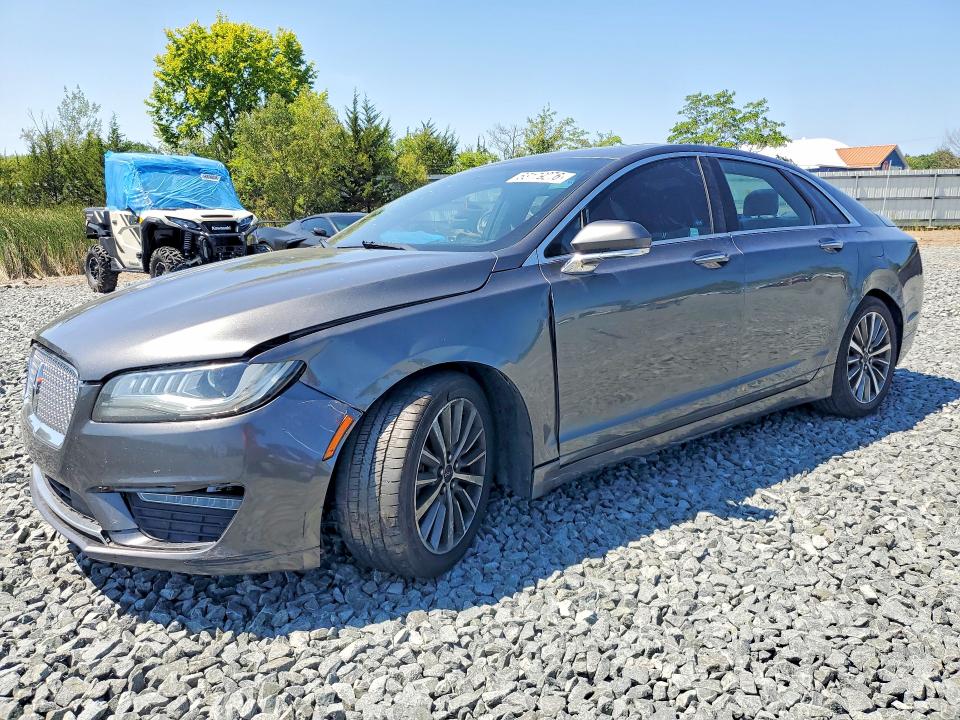 LINCOLN MKZ 2017 with VIN 3LN6L5C97HR615757 - Photo from auction