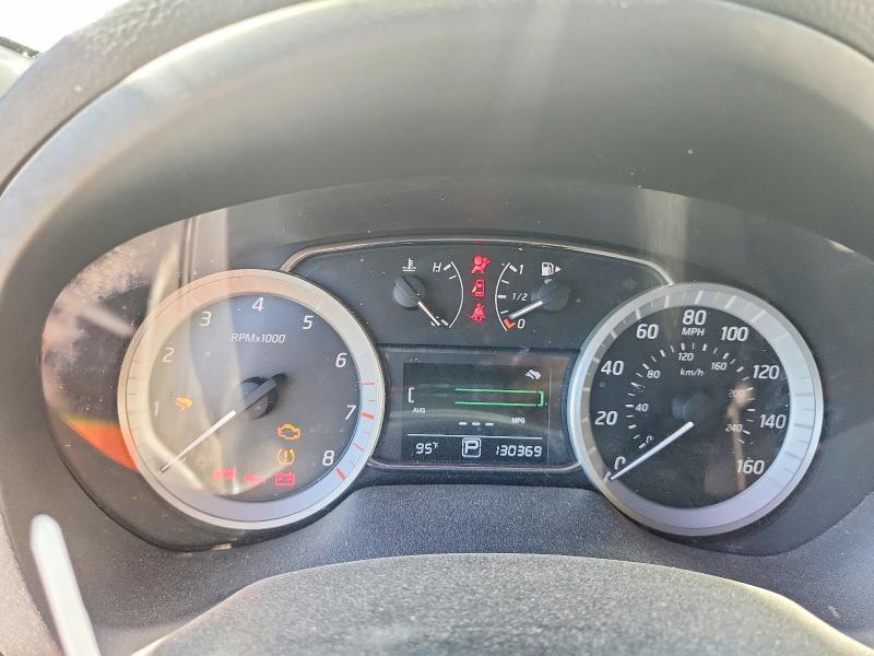 Photo 9 from auction – 2015 NISSAN SENTRA with VIN 3N1AB7AP3FY382982