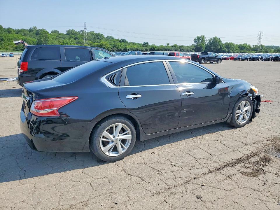 Photo 3 from auction – 2013 NISSAN ALTIMA with VIN 1N4AL3AP4DN419072