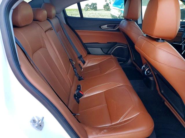 Photo 10 from auction – 2018 ALFA ROMEO GIULIA with VIN ZARFAEDN1J7573529