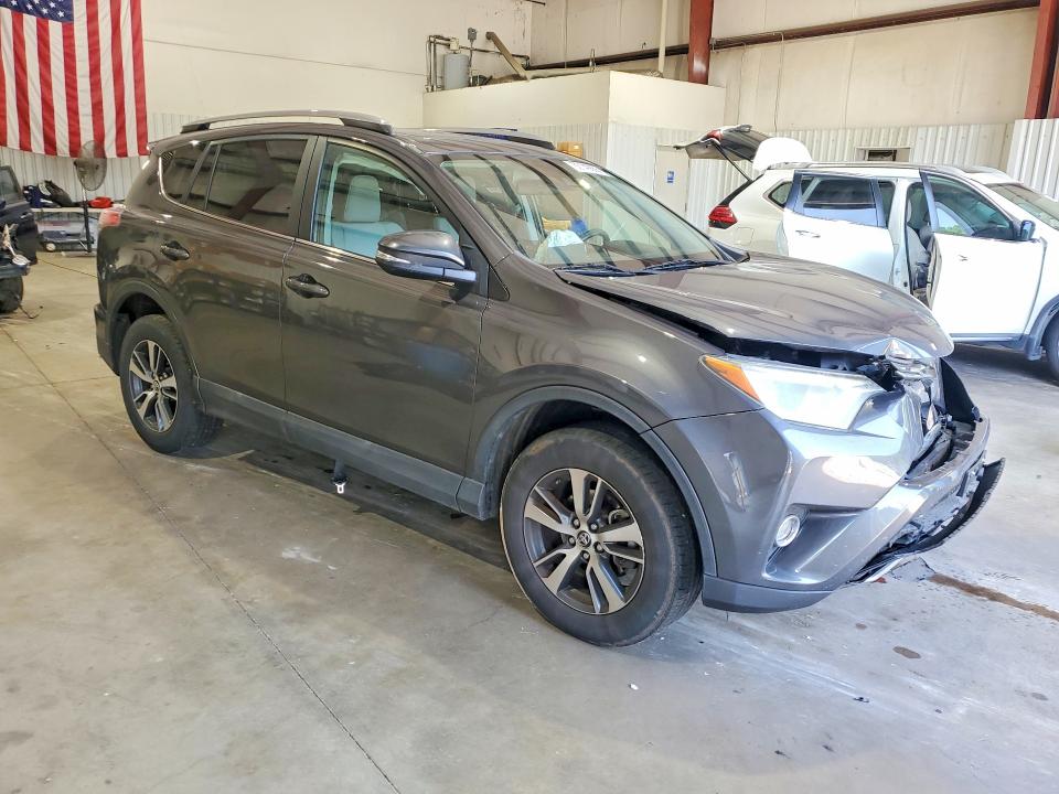 Photo 4 from auction – 2017 TOYOTA RAV4 with VIN 2T3WFREV9HW380755