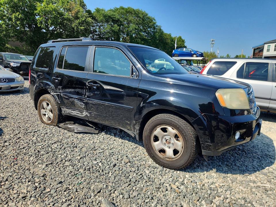 Photo 4 from auction – 2011 HONDA PILOT with VIN 5FNYF4H58BB088289