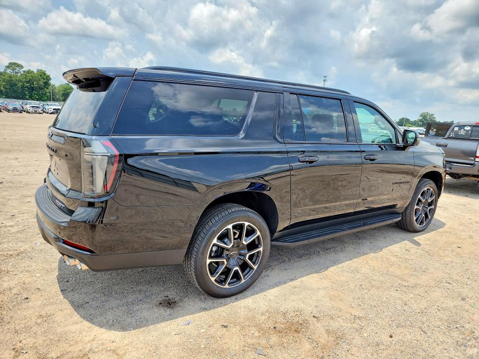Photo 3 from auction – 2026 CHEVROLET SUBURBAN with VIN 1GNS6EKD0TR242556