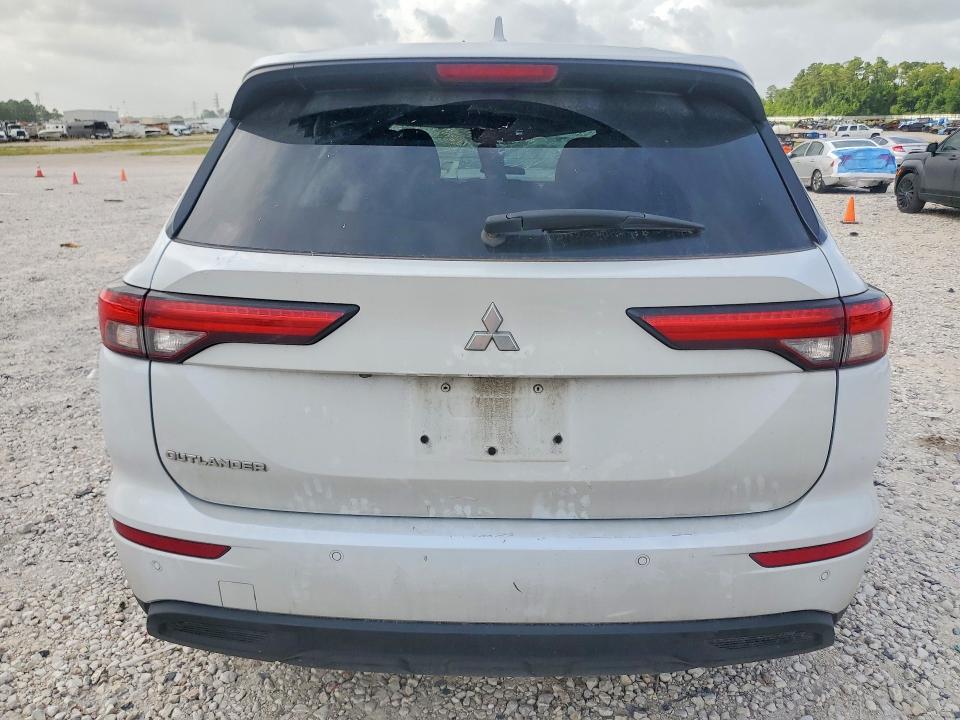 Photo 6 from auction – 2022 MITSUBISHI OUTLANDER with VIN JA4J3UA84NZ058889