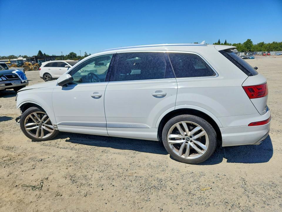Photo 2 from auction – 2018 AUDI Q7 with VIN WA1VAAF78JD017985