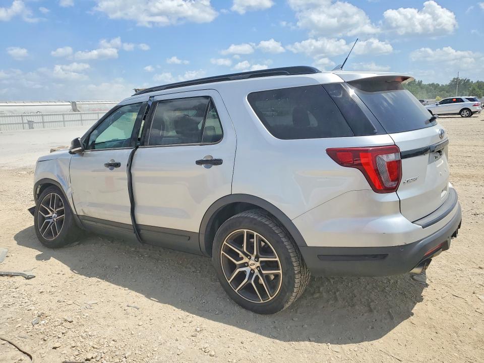 Zdjęcie 2 z aukcji – 2018 FORD EXPLORER z VIN 1FM5K8GT7JGA21222