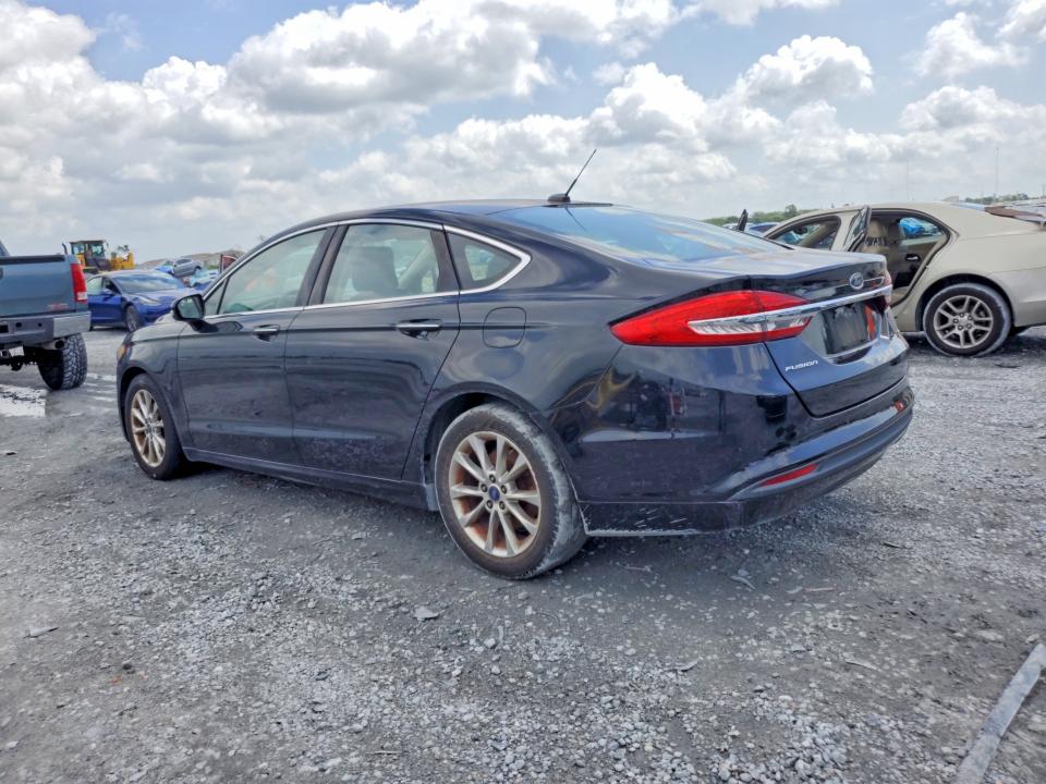 Photo 2 from auction – 2017 FORD FUSION with VIN 3FA6P0HD1HR167353