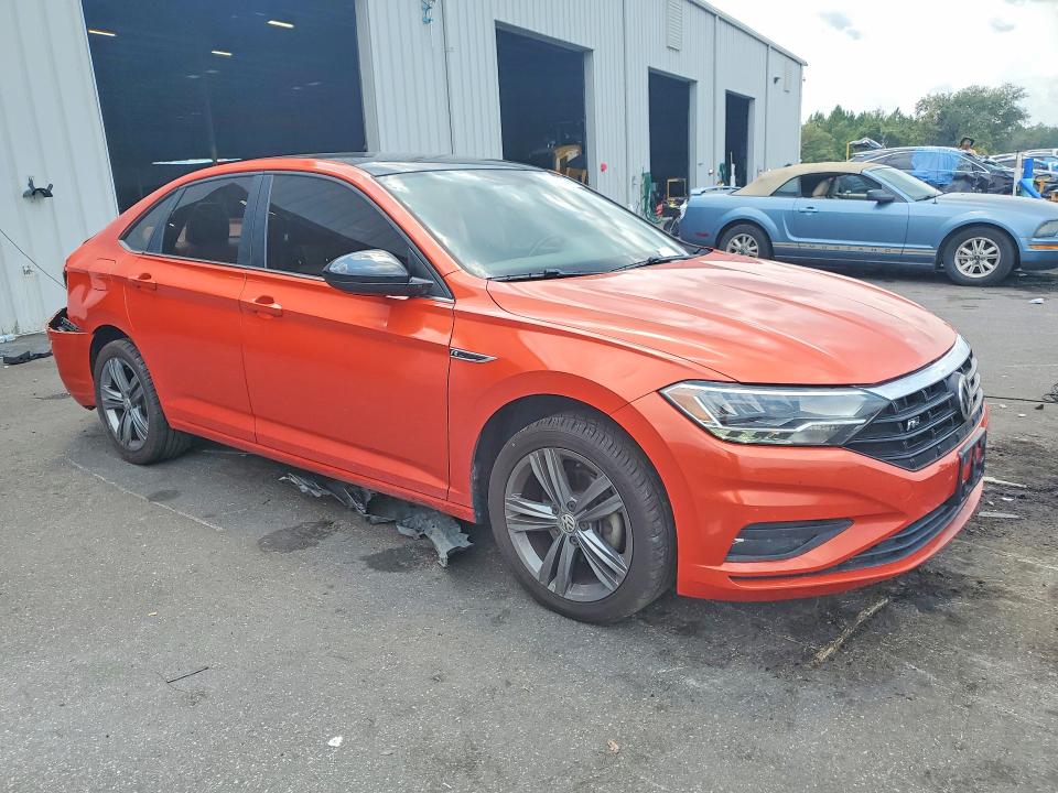 Photo 4 from auction – 2019 VOLKSWAGEN JETTA with VIN 3VWC57BU7KM163927