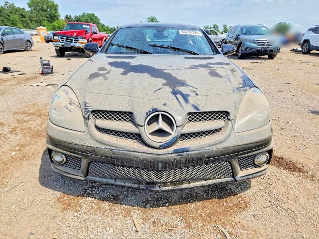 Снимка 5 от търг – 2011 MERCEDES-BENZ SLK с VIN WDBWK5EA2BF238255