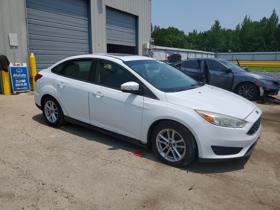 Photo 4 from auction – 2016 FORD FOCUS with VIN 1FADP3F26GL327654