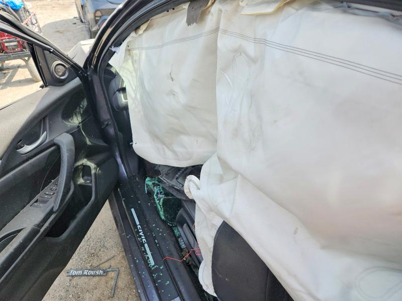 Photo 9 from auction – 2019 HONDA CIVIC with VIN 2HGFC4B86KH304820