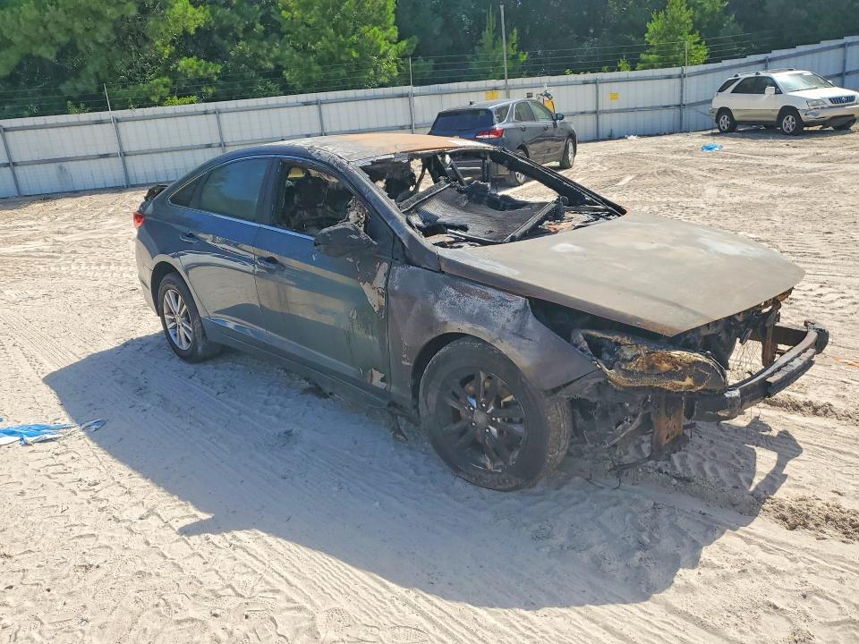 Photo 4 from auction – 2017 HYUNDAI SONATA with VIN 5NPE24AF8HH458085