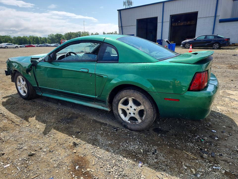 Photo 2 from auction – 2000 FORD MUSTANG with VIN 1FAFP4041YF247106